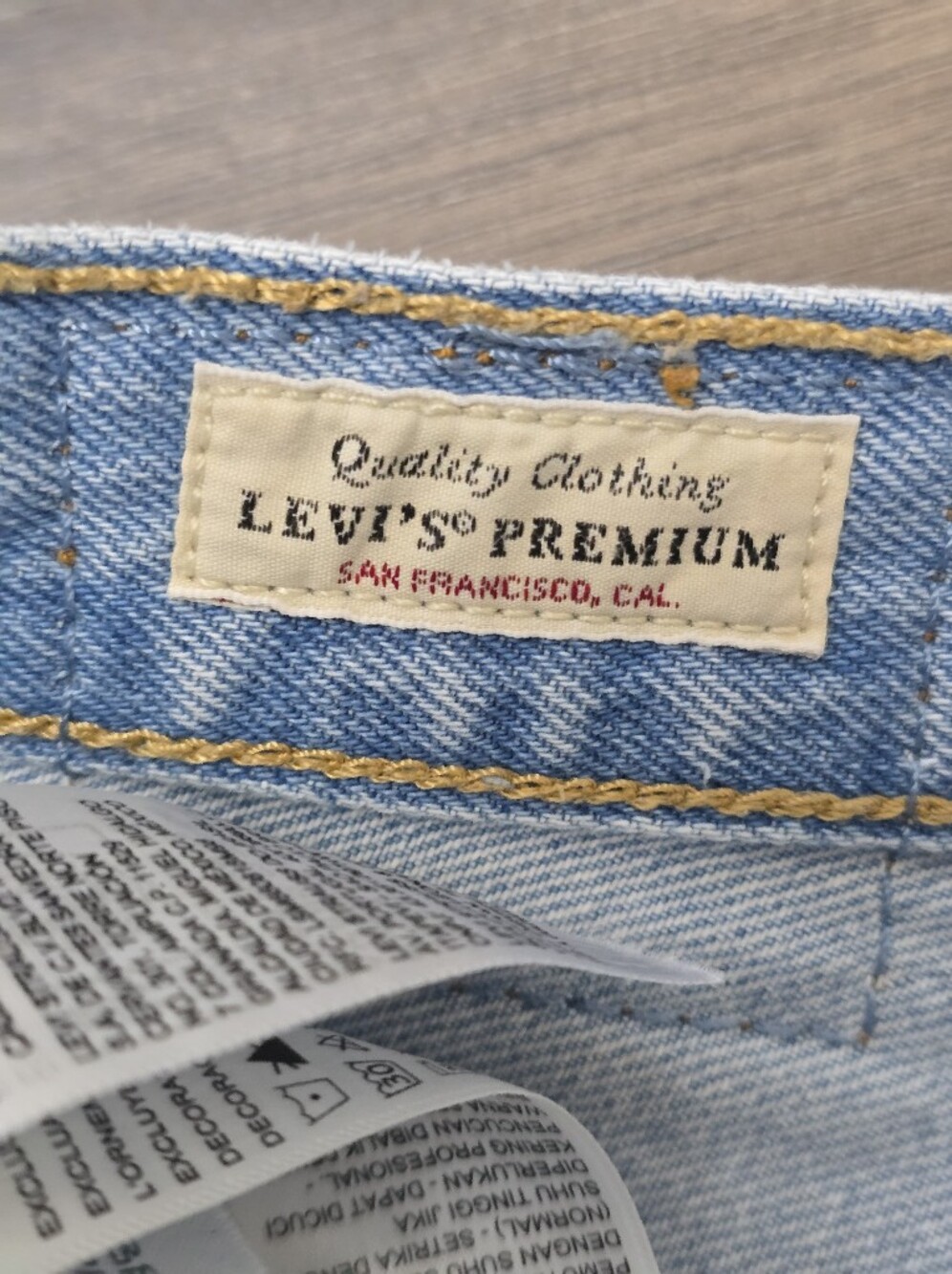 Levi's Light Blue Distressed High-Waist Jean Shorts - Picture 7 of 13